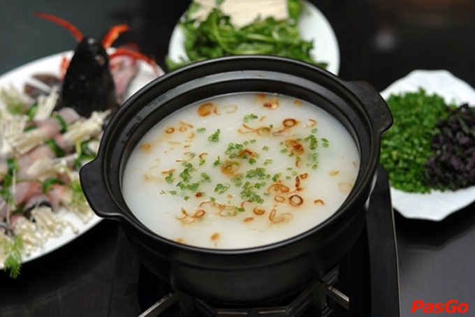 Delicious and Fragrant Bird Porridge at Lương Sơn Quán