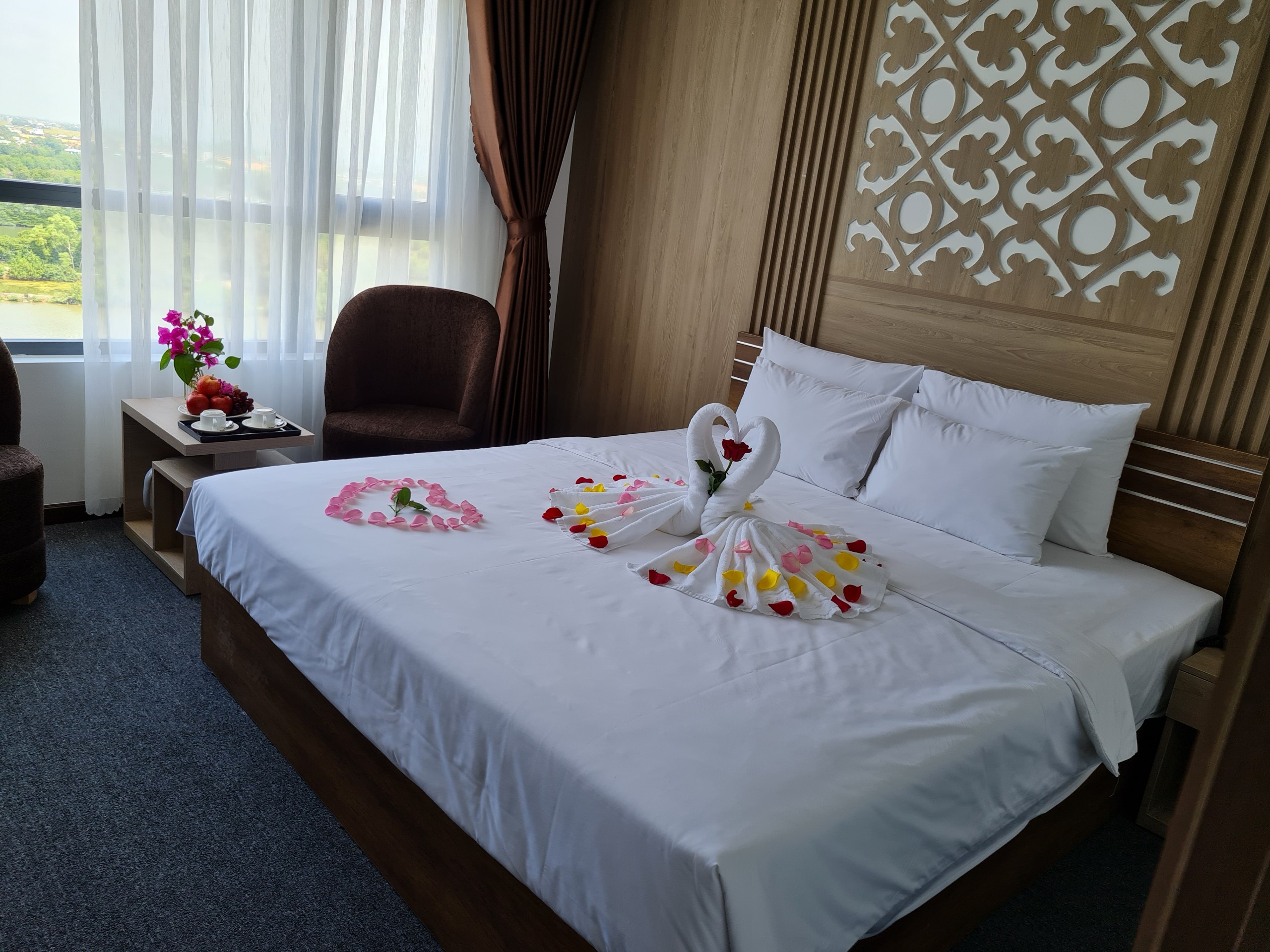 Khách Sạn Pearl Beach - Chào Thu Đặt Khách Sạn Giảm 500k