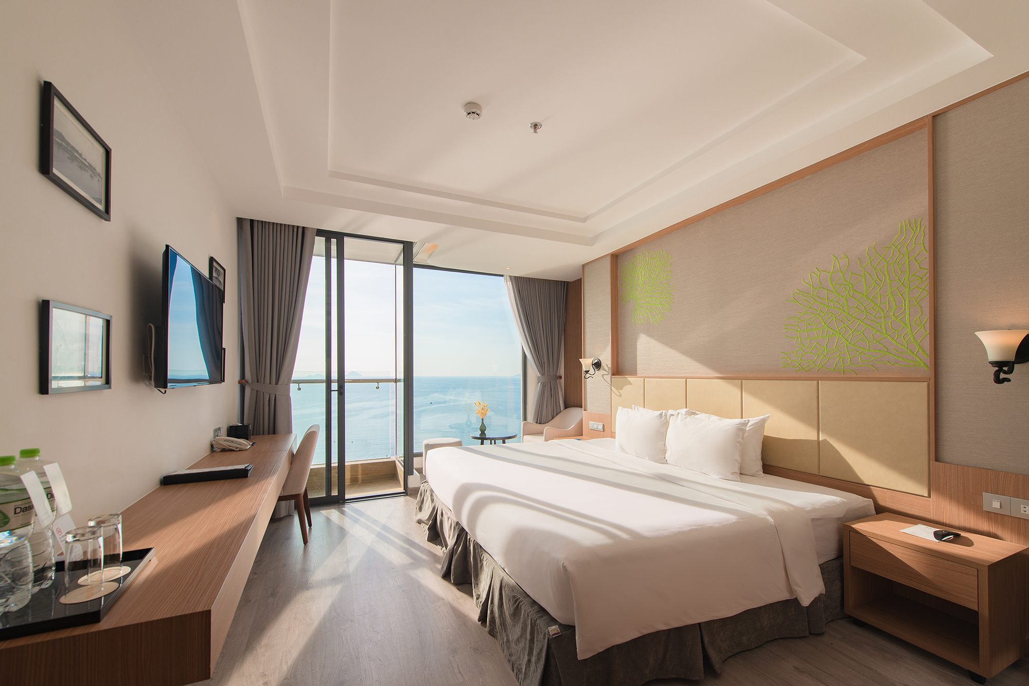 Hình ảnh phòng Deluxe Double Room with Sea View and Balcony