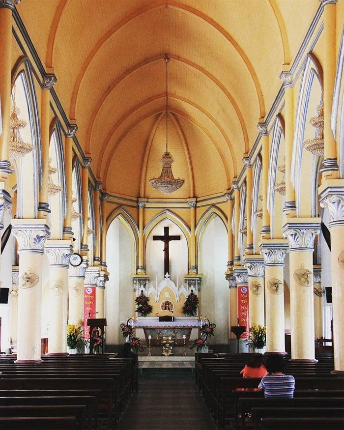 Những mái vòm đặc trưng của kiến trúc Gothic