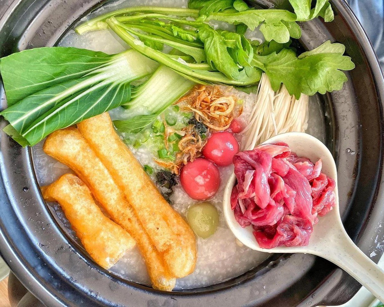 top-17-quan-lau-chao-ngon-khong-the-bo-lo-tai-ha-noi_21