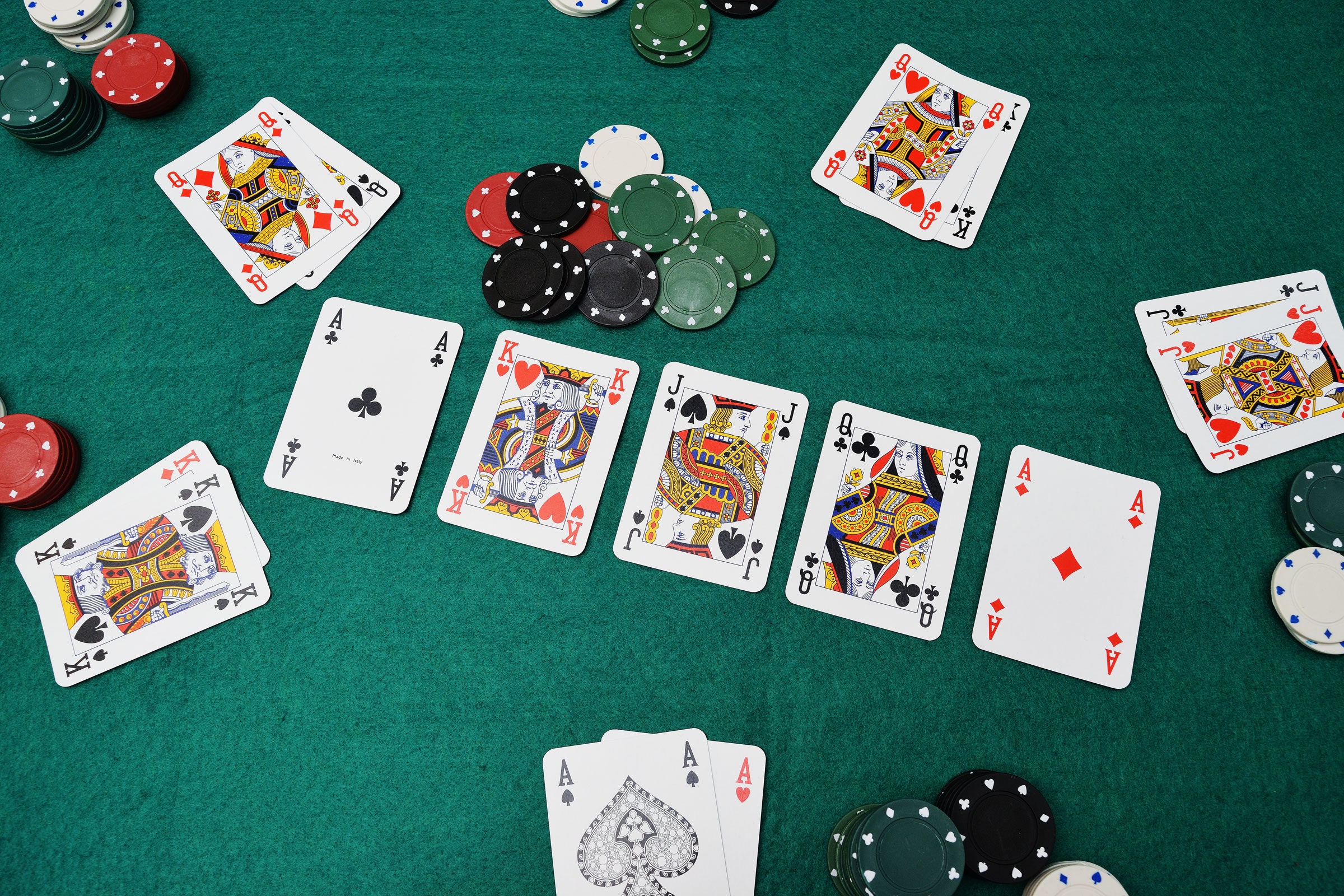 Sơ lược về Poker nghĩa Là Gì?