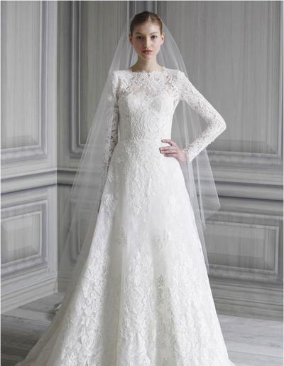 Váy cưới phi bóng cổ điển kết pha lê dọc eo - VC06 - NiNiStore 2024