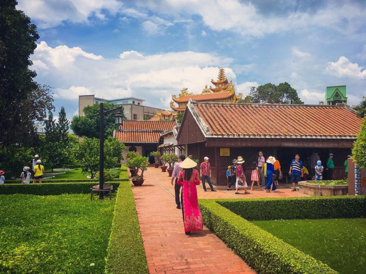 Khám Phá Khách Sạn Thùy Trang Mũi Né: Khu vực yên bình bên những vườn dừa thơ mộng