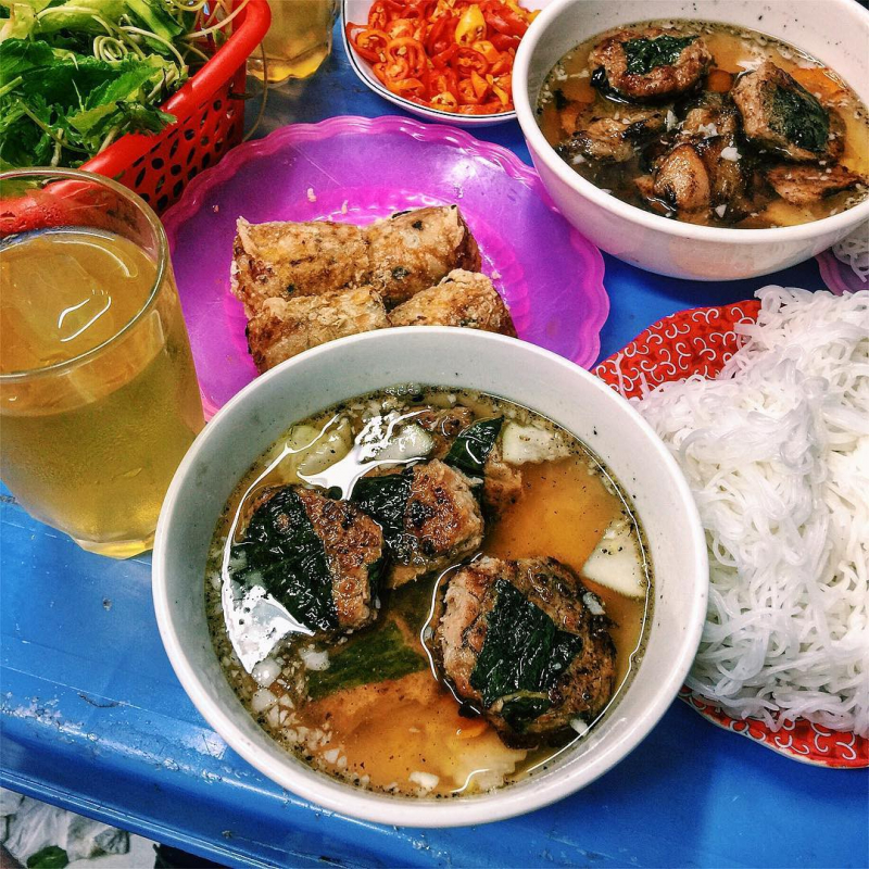 Top 11 quán ăn ngon không thể bỏ qua tại khu vực ngõ chợ Đồng Xuân, Hà Nội
