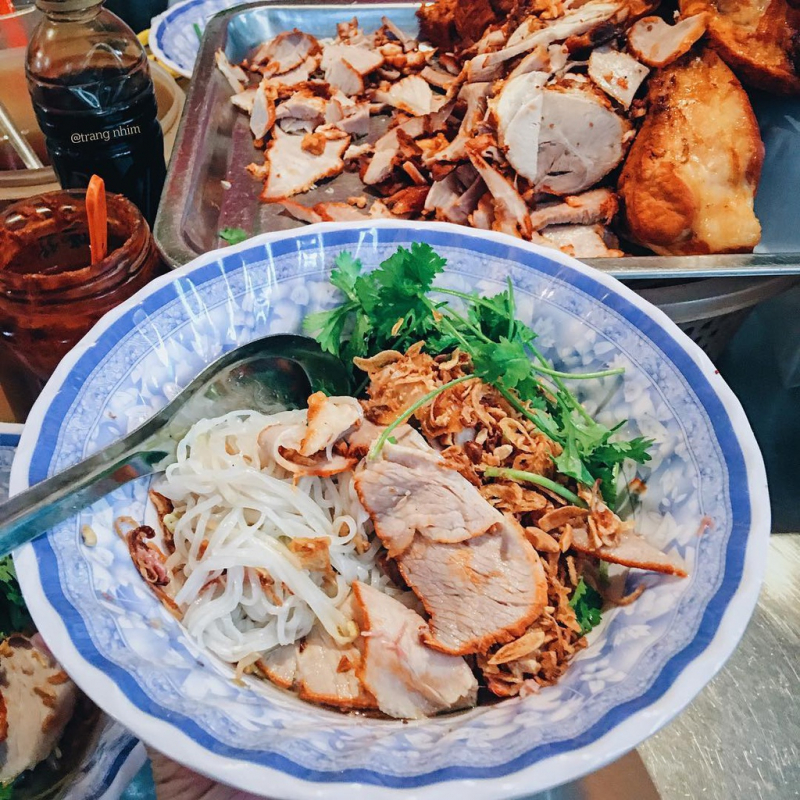 Top 11 quán ăn ngon không thể bỏ qua tại khu vực ngõ chợ Đồng Xuân, Hà Nội