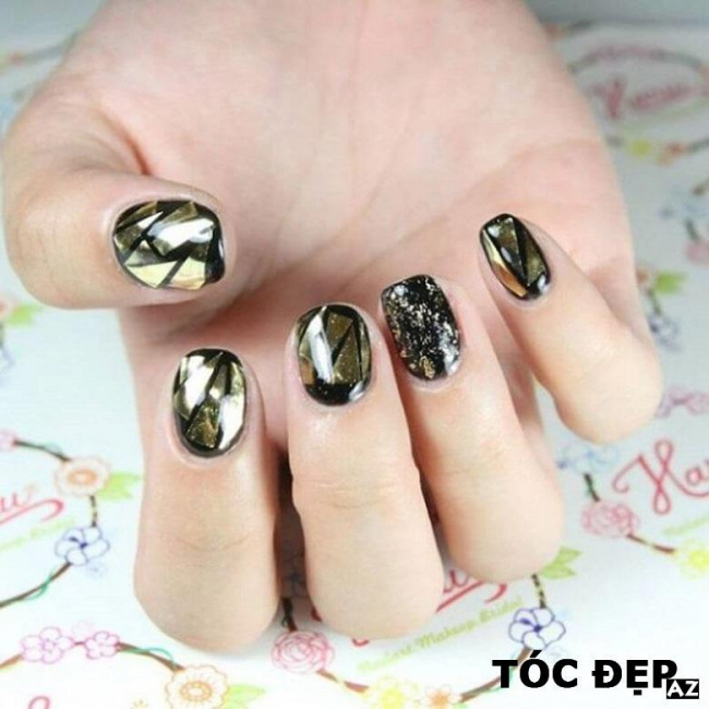 Đánh bại trào lưu với 25 mẫu nail Hàn Quốc nổi bật nhất năm 2021