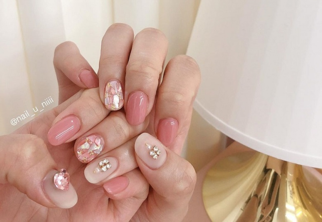 Dẫn đầu xu hướng - Top 25 mẫu nail Hàn Quốc nổi bật nhất năm 2022