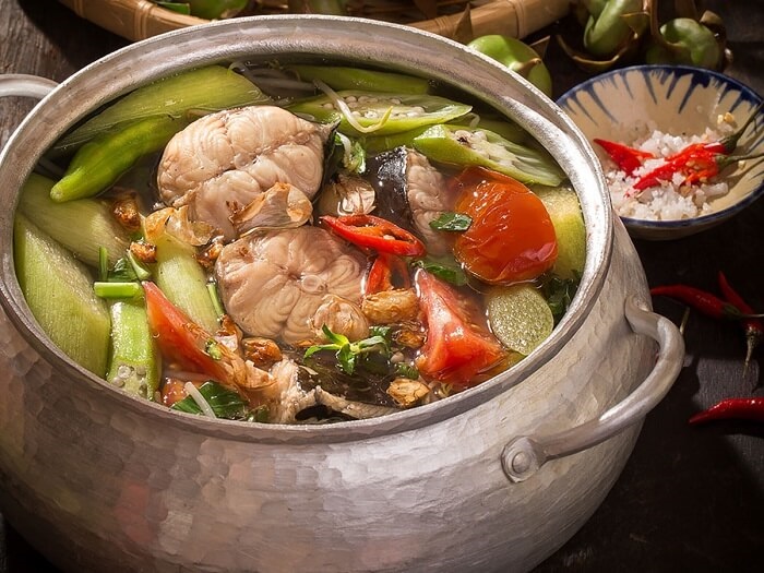 Bến Ninh Kiều Cần Thơ có gì thú vị? Kinh nghiệm ĂN - CHƠI siêu chi tiết