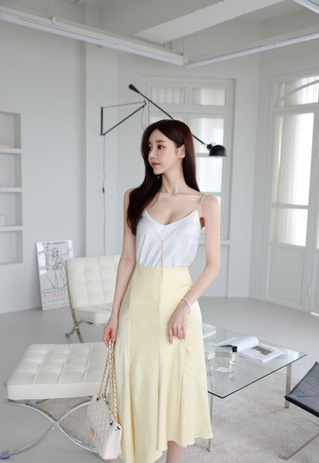 Phong cách công sở Hàn Quốc với 15 bộ trang phục ‘TRẺ TRUNG và QUYẾN RŨ’
