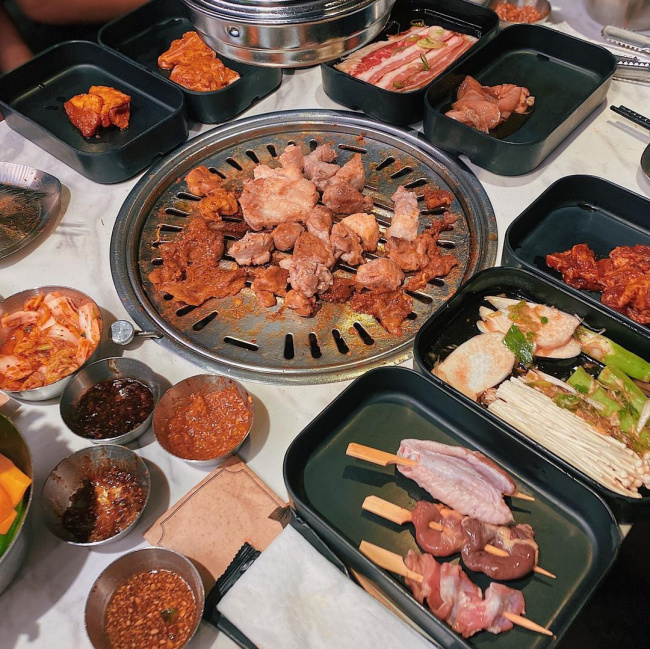Đánh Giá Meat & Meet BBQ Huỳnh Thúc Kháng - Quán ăn Container Tại Sài Gòn