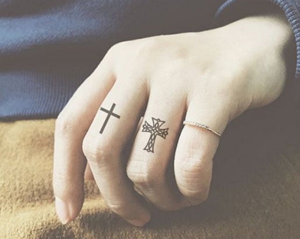 Hình xăm vòng tay thánh giá. Xăm hình bấm TRUY CẬP để liên hệ | Tattoos,  Infinity tattoo, Mini