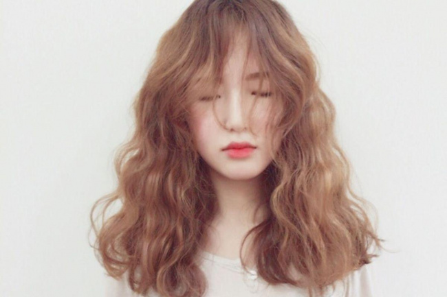 Khám phá 16+ kiểu tóc xoăn mì Hàn Quốc đang làm nên cơn sốt