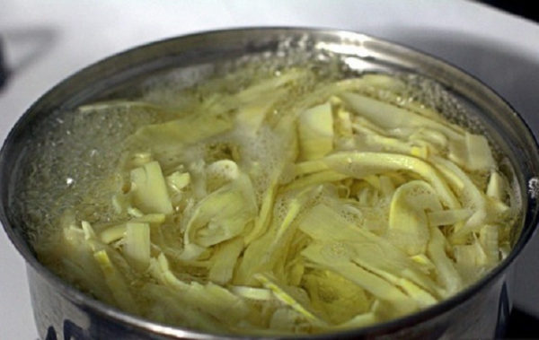 Hướng dẫn làm ếch xào măng đơn giản