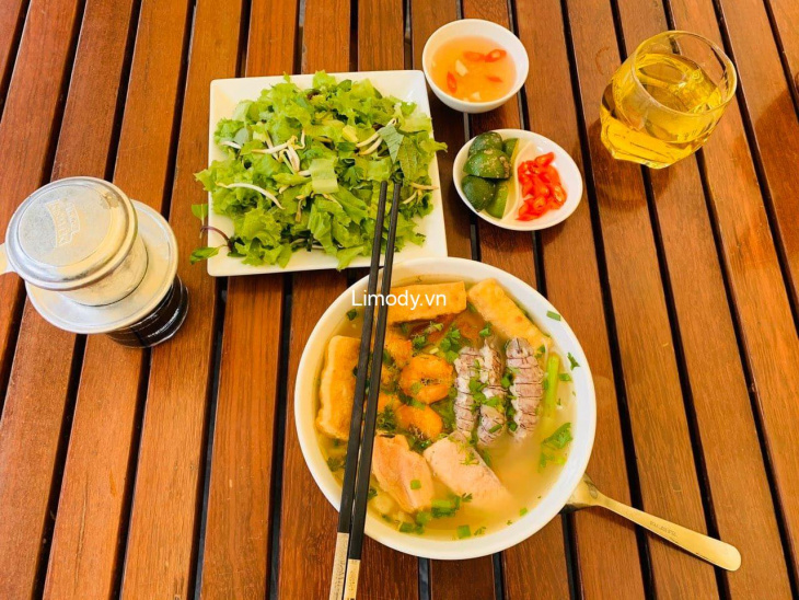Thưởng thức ẩm thực Hạ Long: Top 30 món ngon + địa điểm quán ăn tuyệt vời