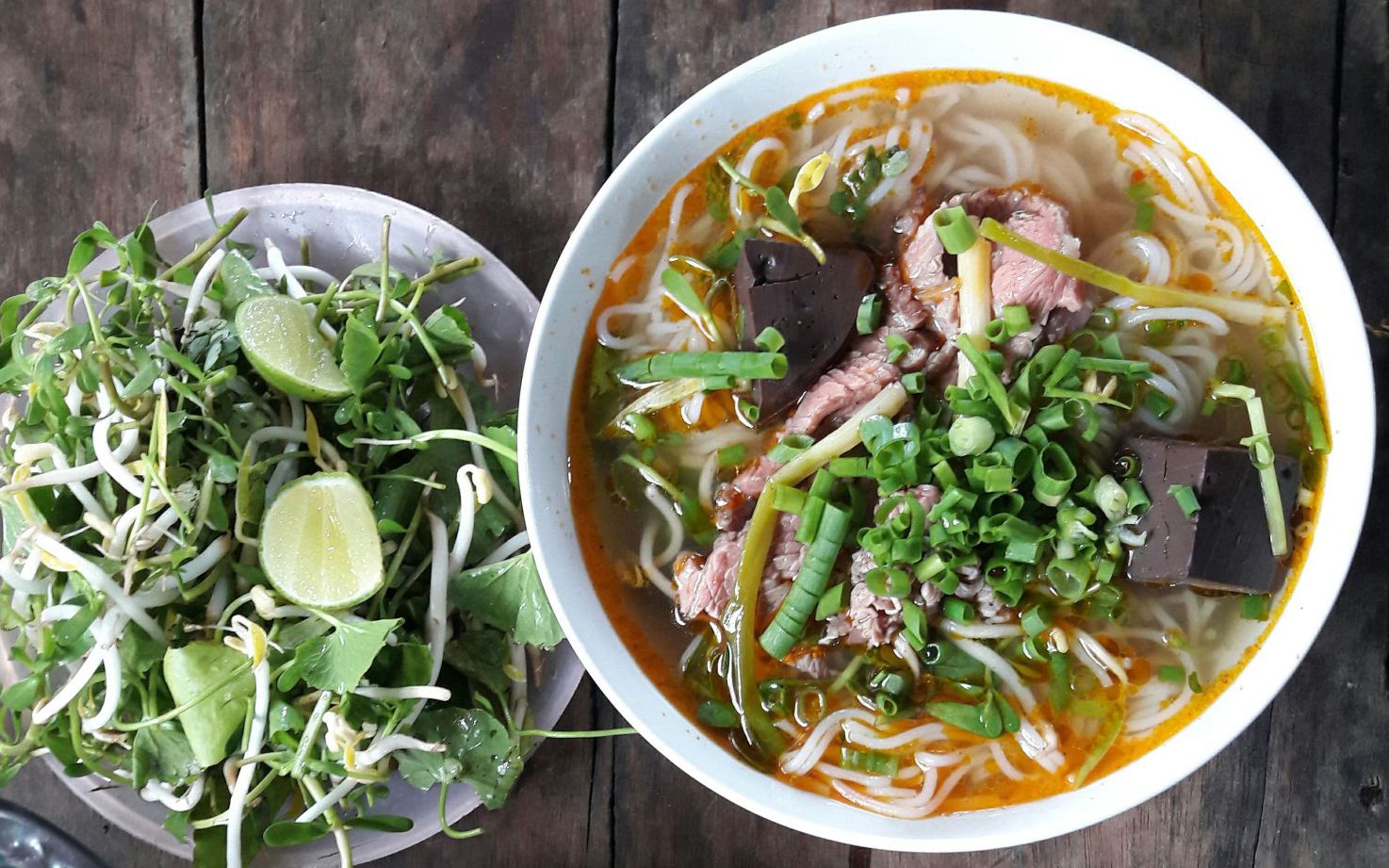 Thưởng thức top 19 quán ăn ngon tại Huế