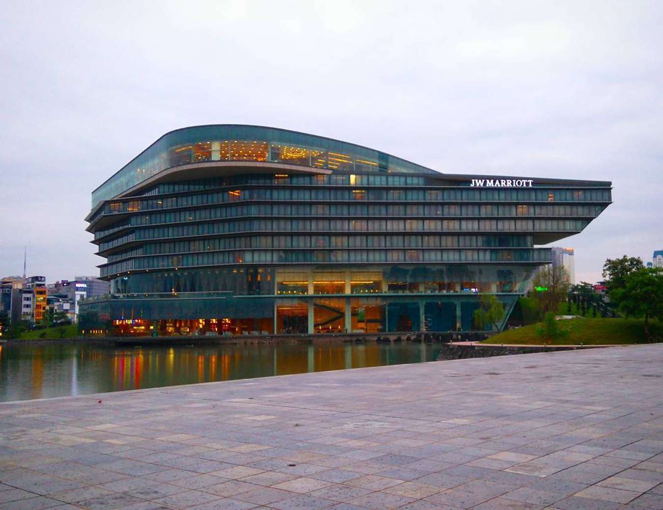 Khám phá 6 điểm trà chiều sang trọng tại Hà Nội - Trải nghiệm đẳng cấp nguyên bản Việt Nam