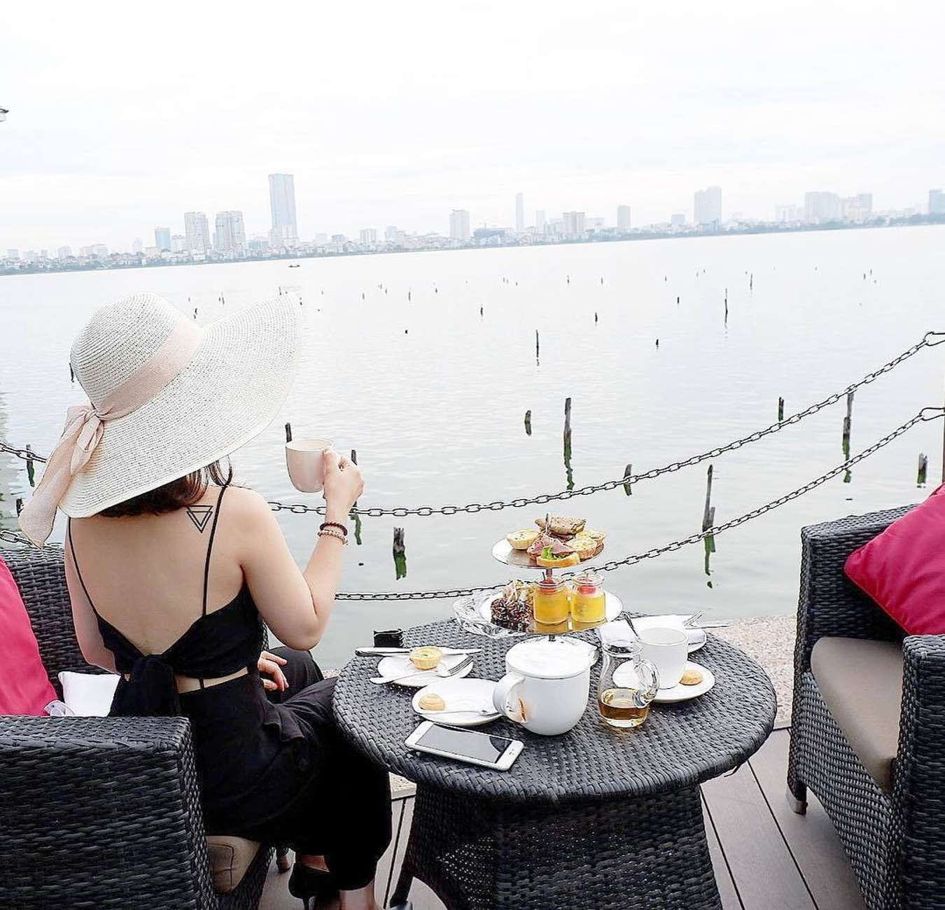 Khám phá 6 điểm trà chiều sang trọng tại Hà Nội - Trải nghiệm đẳng cấp nguyên bản Việt Nam