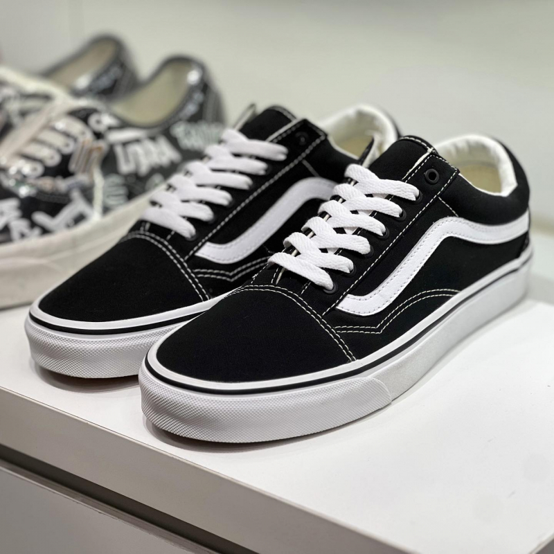 Vans store hotsell hà nội