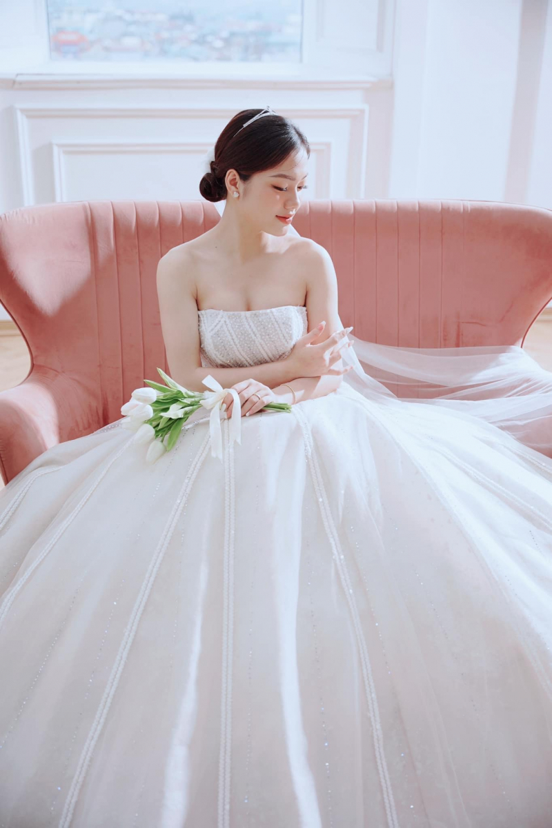 Váy cưới đi bàn tay dài đơn giản #1003D
