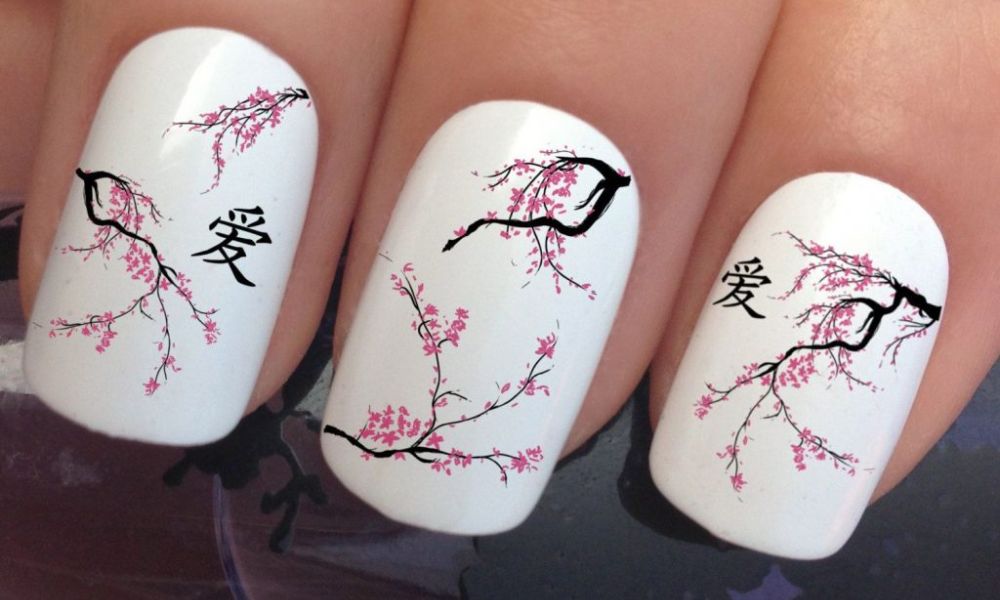 Những Mẫu Nail Vẽ Hoa Đơn Giản, Quyến Rũ Cho Năm 2024