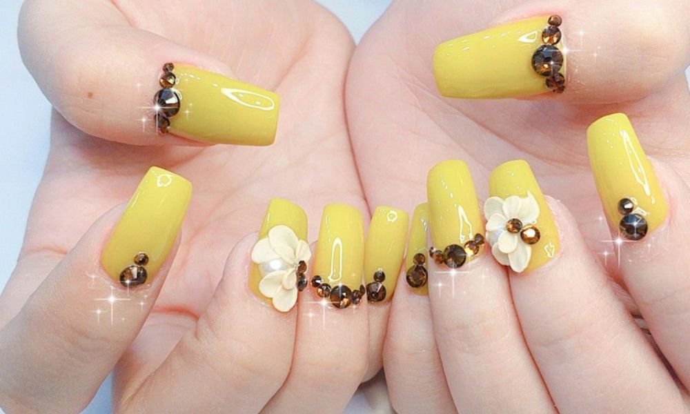 Những Mẫu Nail Vẽ Hoa Đơn Giản, Quyến Rũ Cho Năm 2024