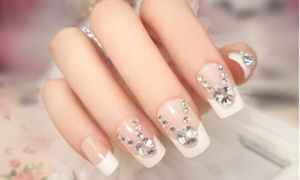 Những Mẫu Nail Vẽ Hoa Đơn Giản, Quyến Rũ Cho Năm 2024