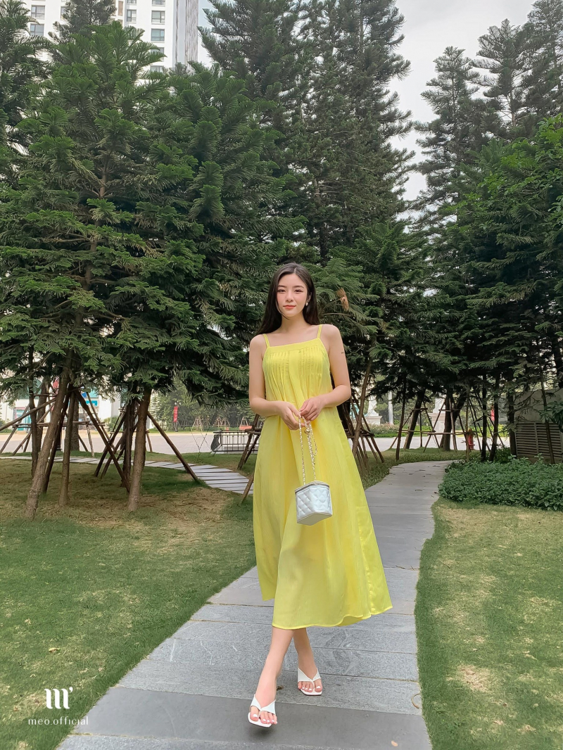 Thiên đường váy trắng dự tiệc tại Hà Nội đẹp lịm tim – Topvay Fashion