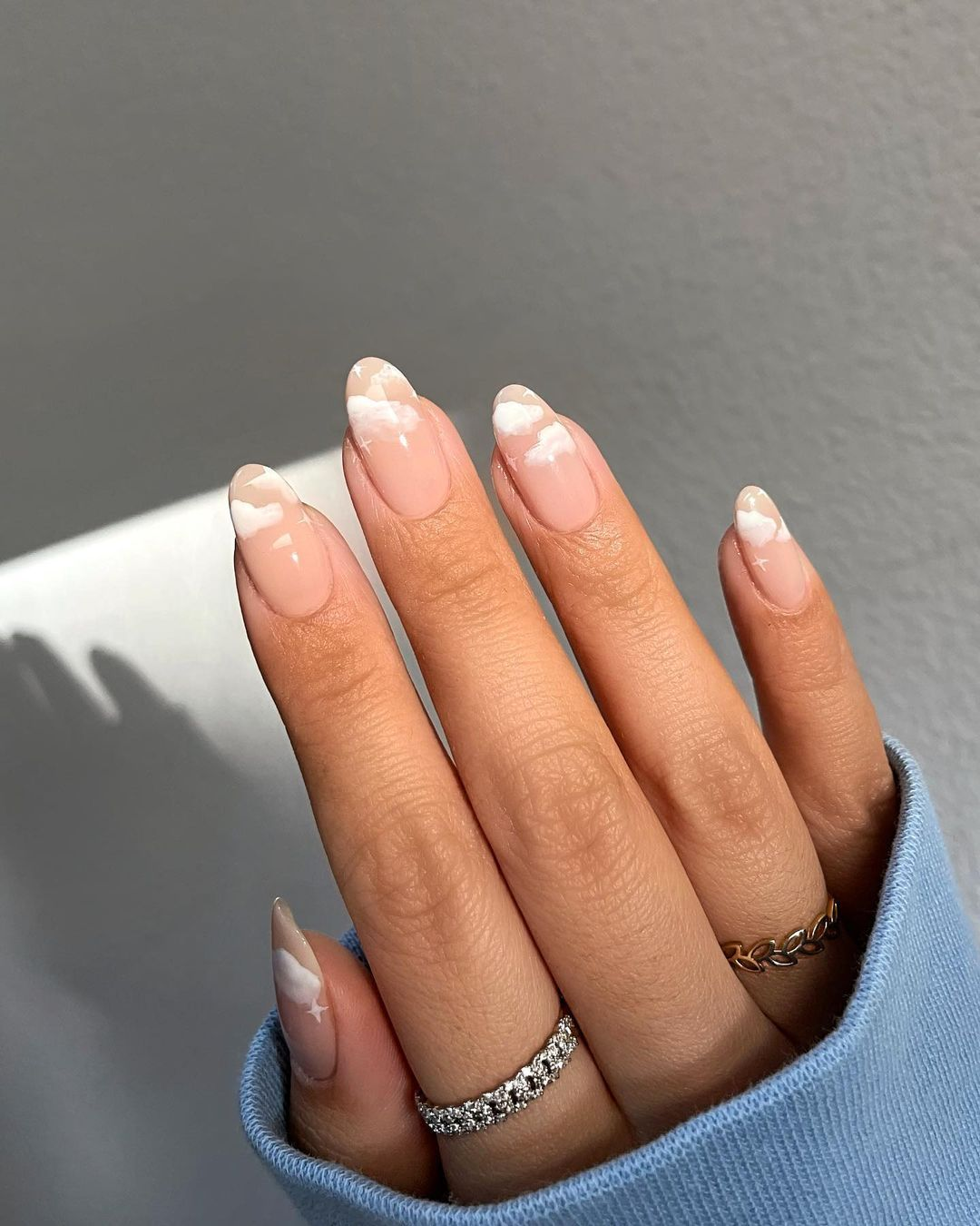 Top 20+ mẫu nail đầu móng trắng đẹp thanh lịch cho nàng