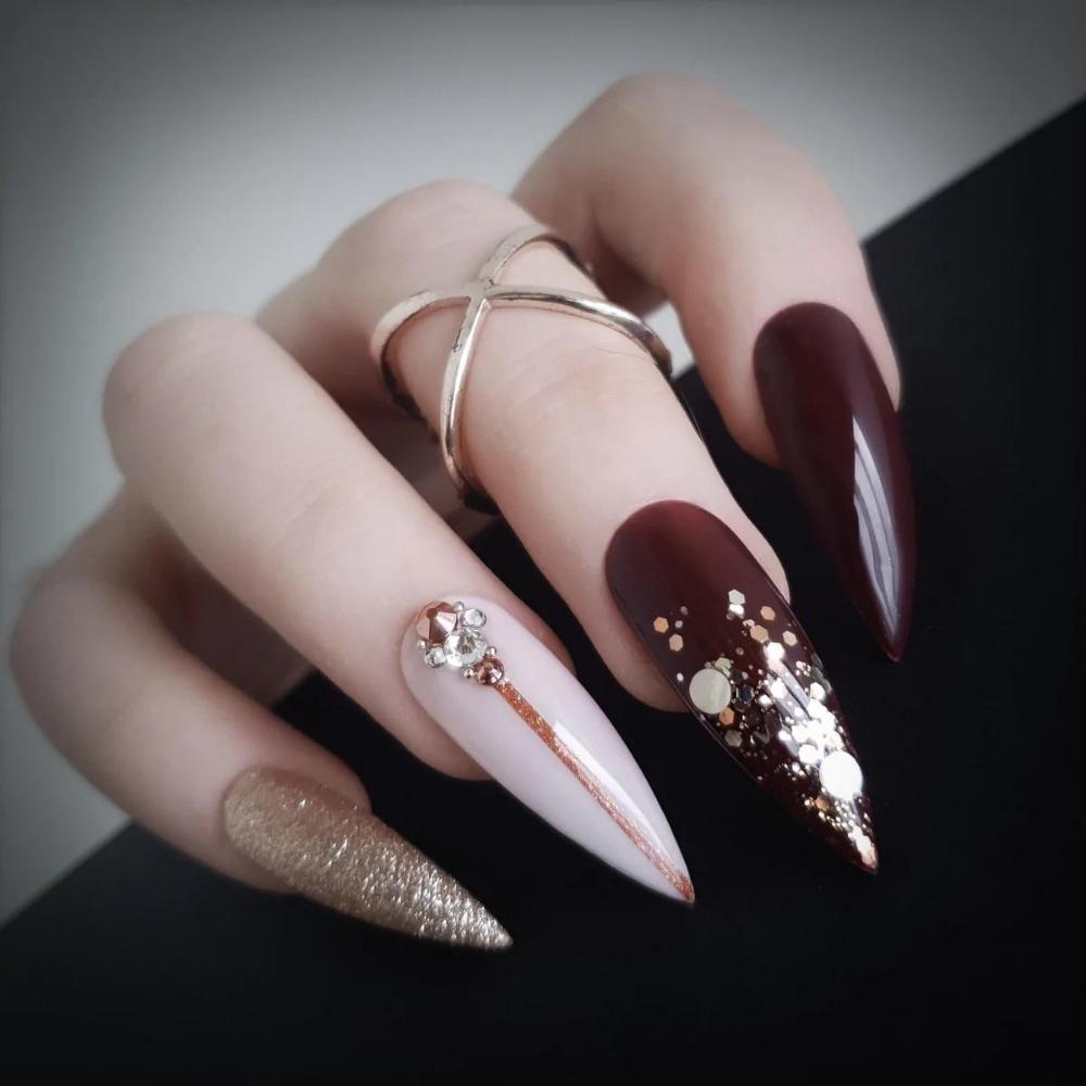 Top 100+ Mẫu Nail Màu Đỏ Đẹp, Quyến Rũ Nhất Năm 2024