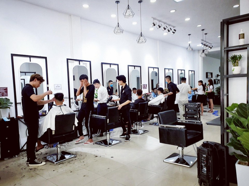 Top 11 Tiệm cắt tóc nam đẹp nhất ở Huế - toplist.vn