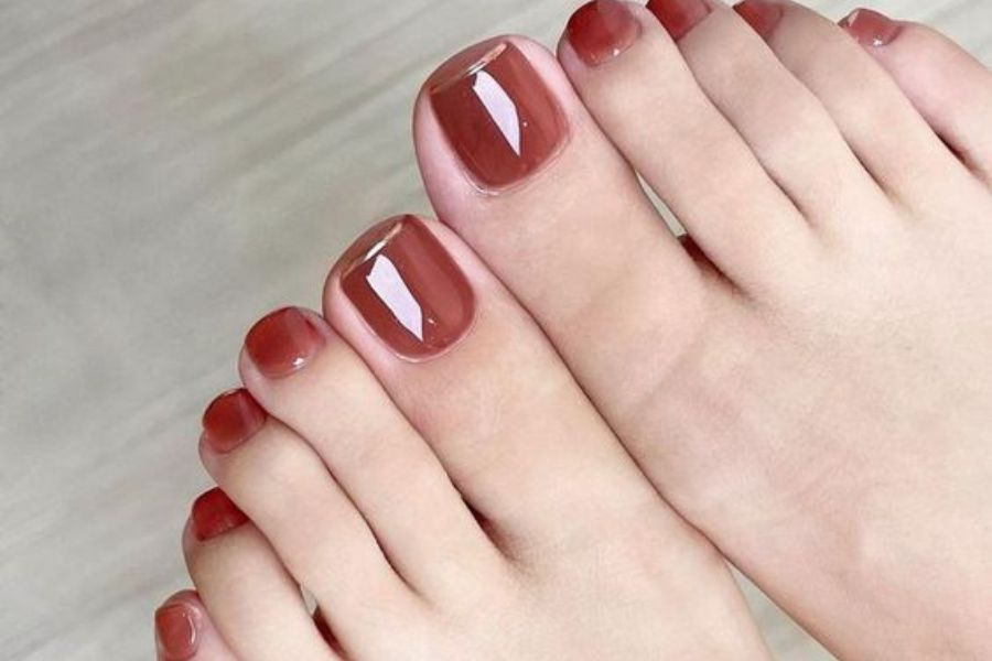 Danh sách Top 30+ Mẫu nail sơn móng chân màu đỏ rượu quyến rũ, 'chanh sả'