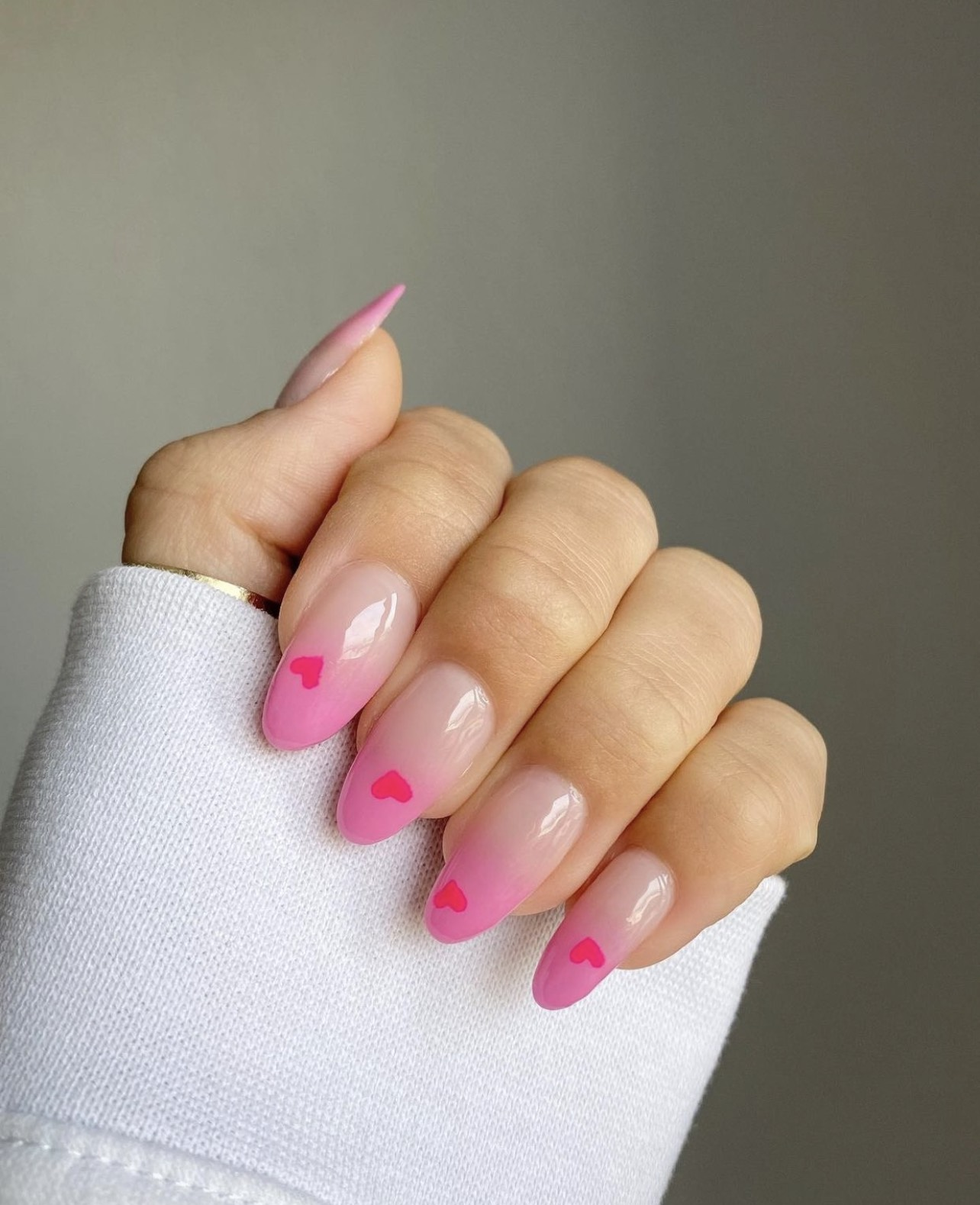 Nail box [42]- Mẫu nail xinh, thiết kế dễ thương với màu hồng ngọt ngào  😝🌸 - Chăm sóc móng | TheFaceHolic.com