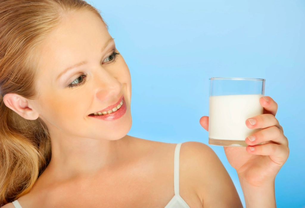 Sự thật về việc uống sữa đậu nành và vòng 1