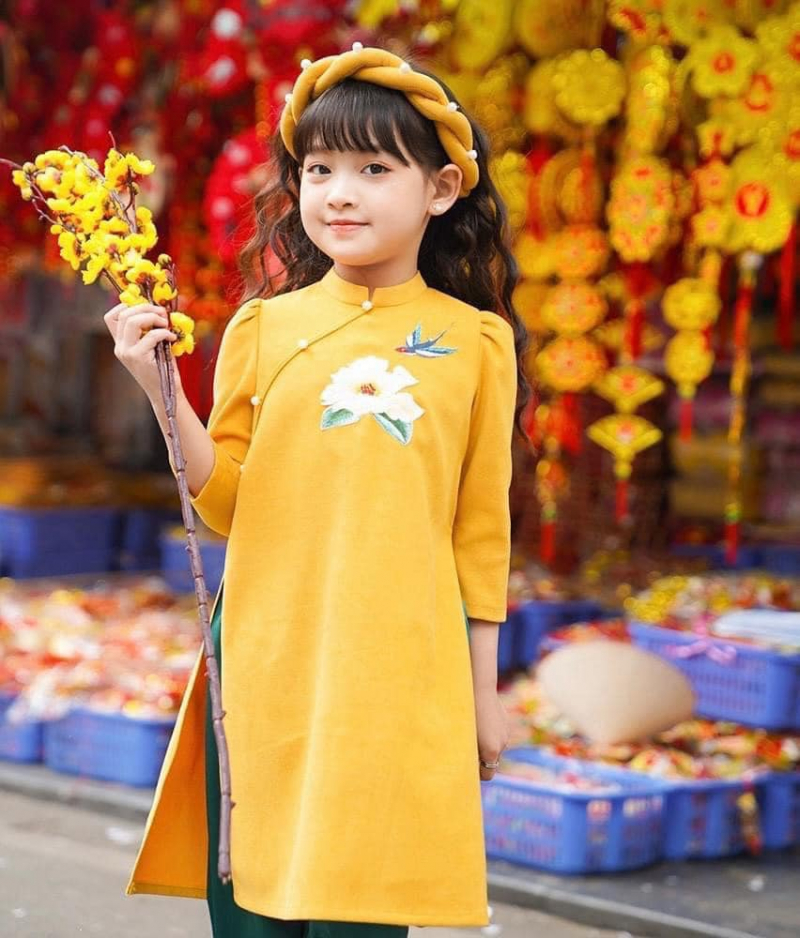 10 mẫu áo dài trẻ em cách tân bé trai diện dịp lễ năm 2019