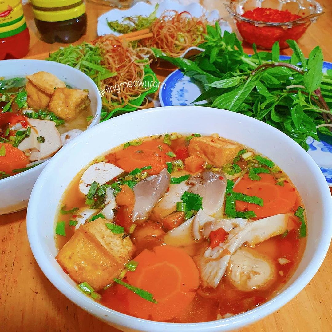 10 Quán ăn chay quận 3 với thực đơn hấp dẫn - Mytour