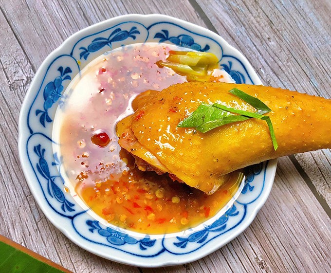 3 công thức làm nước chấm gà ủ muối mà ai cũng muốn thưởng thức - Mytour