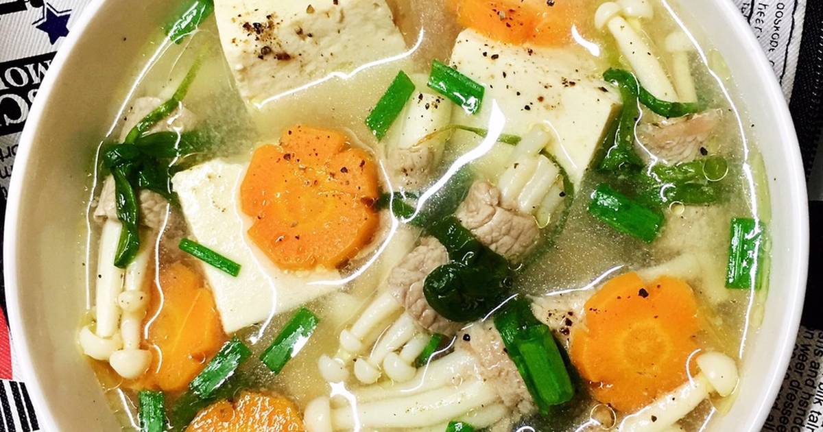 Chế biến canh thịt bò nấm kim châm hấp dẫn - Mytour