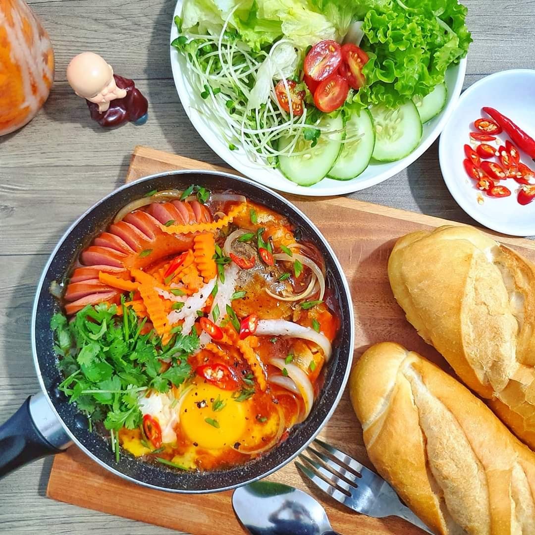 4 phong cách làm sốt bánh mì chảo thơm ngon - Mytour