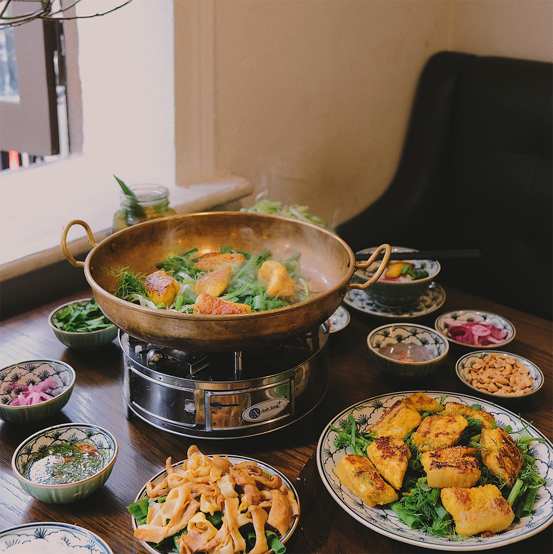 Top 12 quán chả cá Hà Nội ngon danh tiếng của những người sành ăn