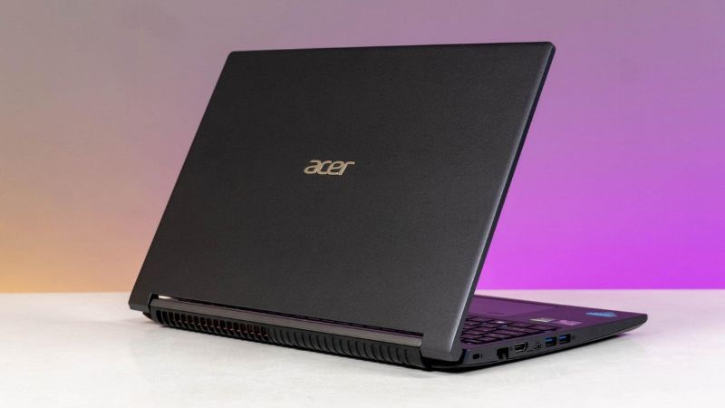 Danh sách TOP 10 laptop xuất sắc, bền bỉ nhất năm 2024