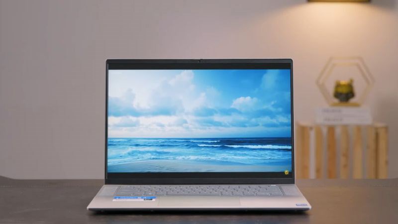 Danh sách TOP 10 laptop xuất sắc, bền bỉ nhất năm 2024