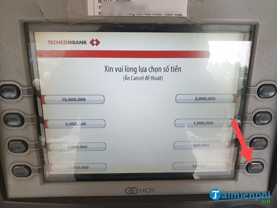 Chỉ đường rút tiền tại ATM Techcombank