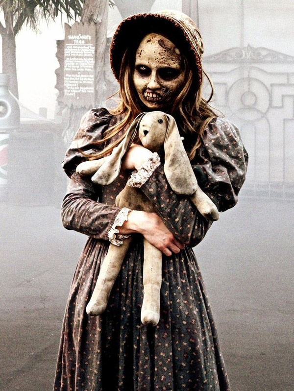 Top những bộ trang phục Halloween gây ám ảnh, in ấn tượng nhất