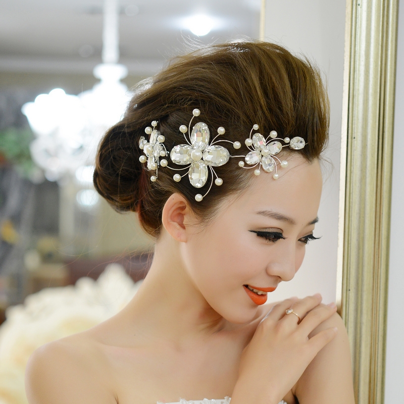 30+ Kiểu tóc đi đám cưới đẹp, đơn giản và XINH XẮN cho nàng – Cardina