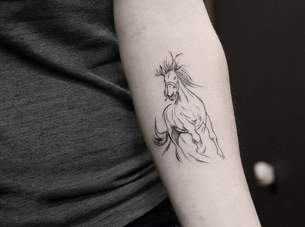 Ý Nghĩa Hình Xăm Con Ngựa | Stallion tattoo, Horse tattoo, Horse tattoo  design