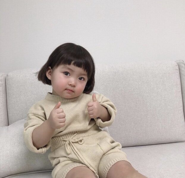 Tổng hợp bức tranh hài hước, dễ thương về em bé Hàn Quốc