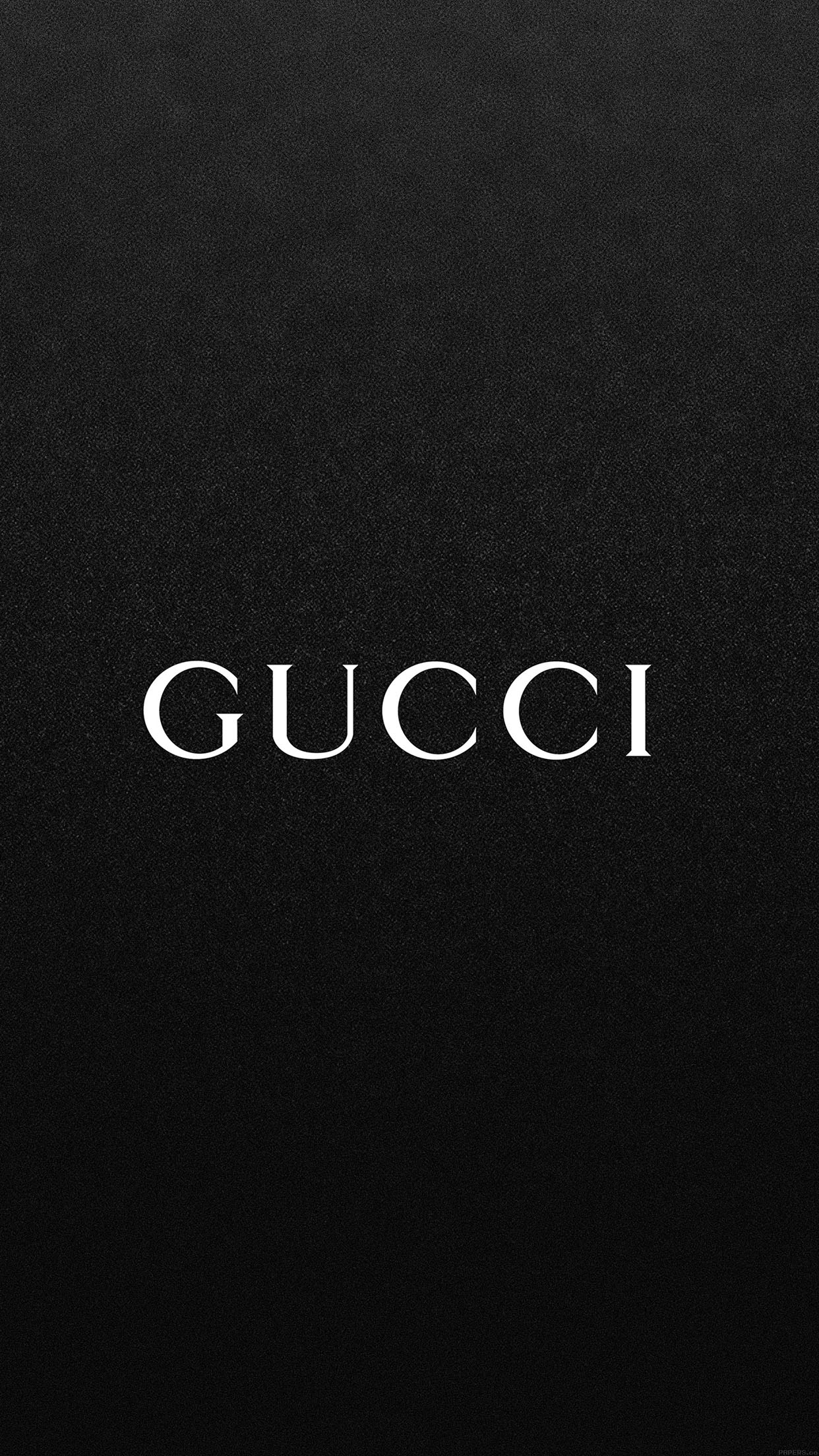 Gucci và biểu tượng thương hiệu thời trang đẳng cấp
