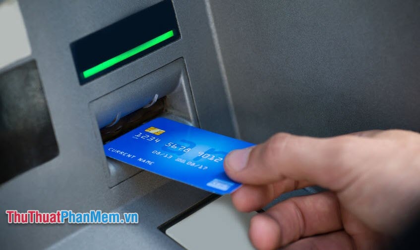 Làm sao khi thẻ ATM bị khóa? Nguyên nhân và cách giải quyết nhanh chóng
