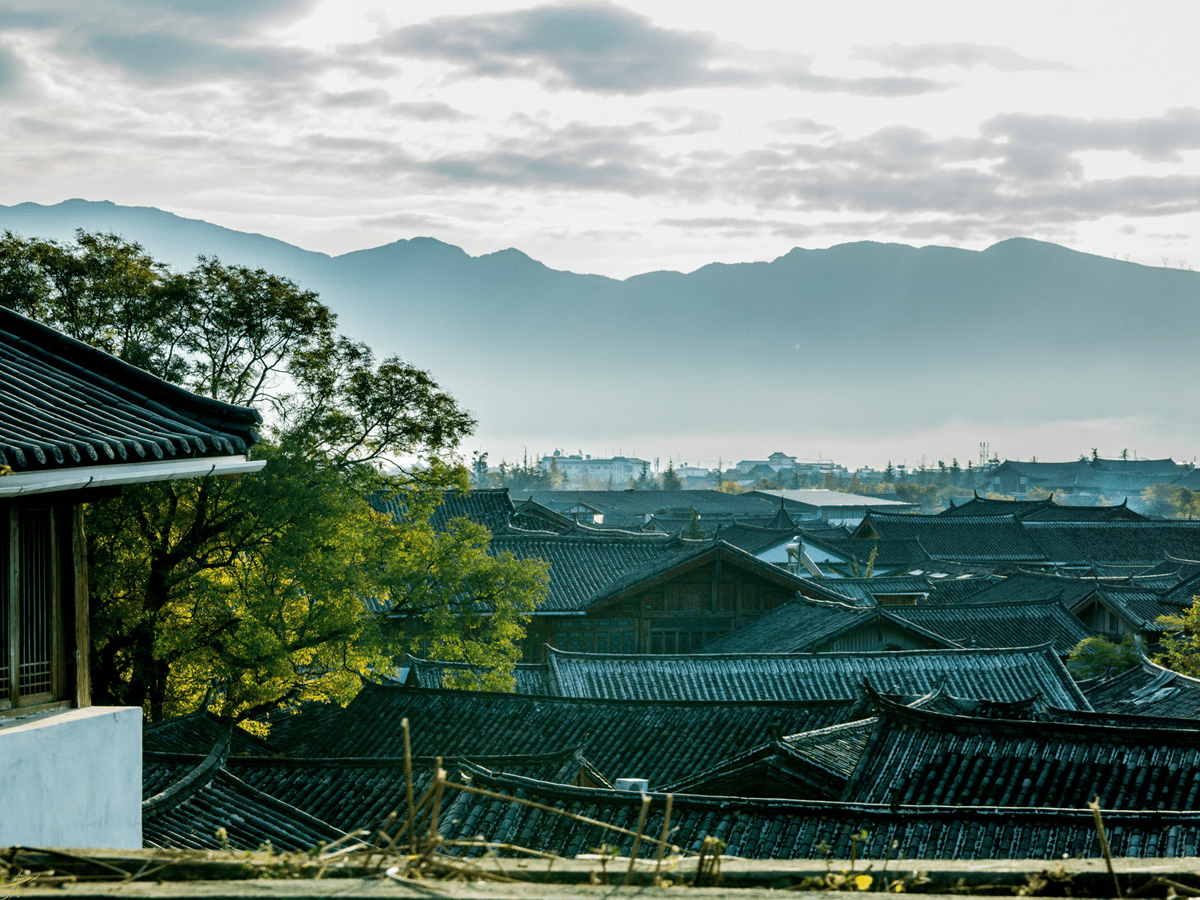 Trải nghiệm vẻ đẹp buồn của phong cảnh cổ trang Trung Quốc